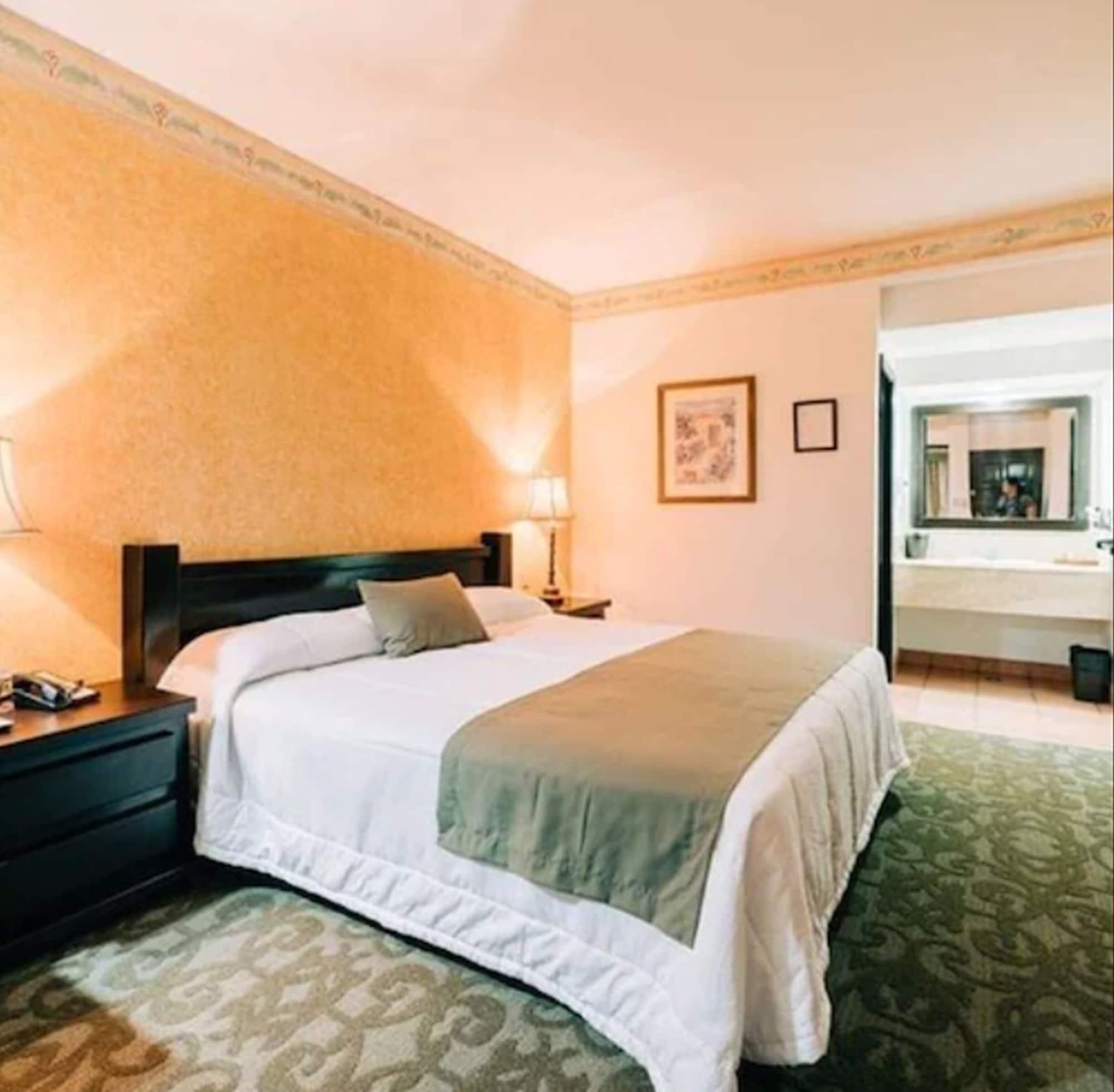 Hotel Suites El Paseo Ciudad Juarez Dış mekan fotoğraf